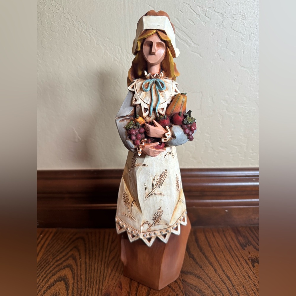 Vintage Pacific Rim Thanksgiving Harvest Cubist Woman Pilgrim with Fruit 12.5”